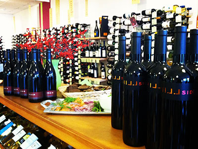 Hillinger wine shop